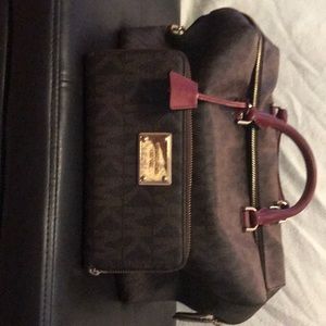 Micheal Kors Kirby hand bag and wallet